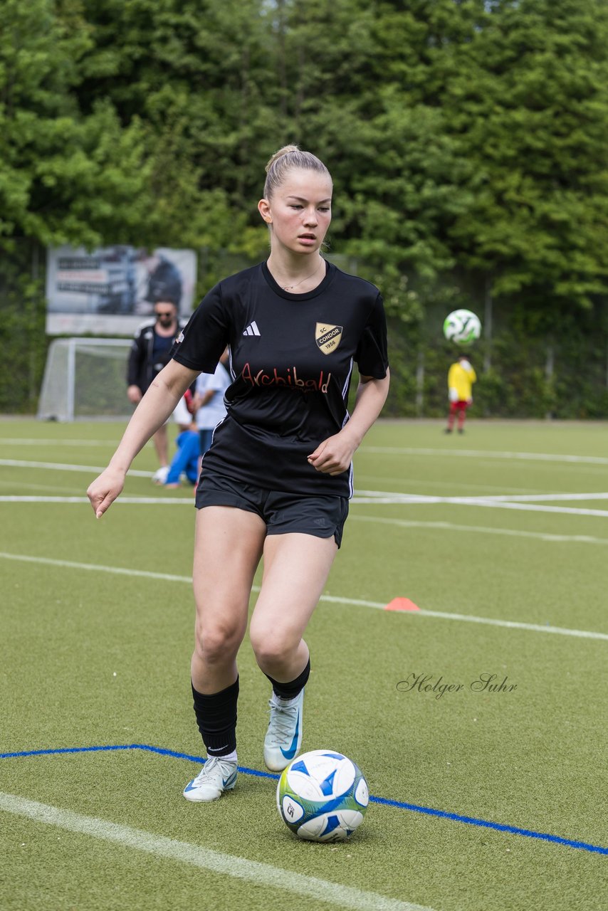 Bild 61 - wBJ SC Condor - VfL Pinneberg : Ergebnis: 3:2